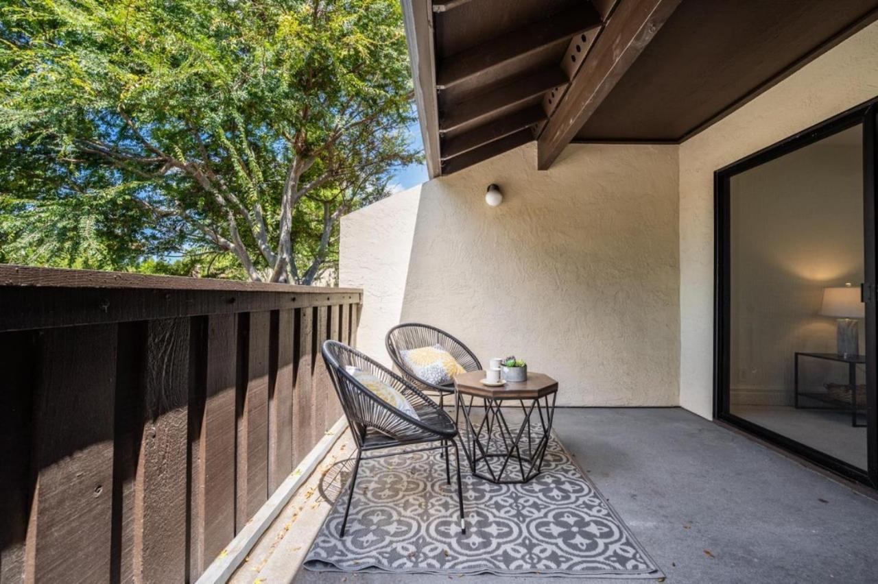 Spacious 2 Bedroom 2 Bath Condo In The Heart Of Silicon Valley Sunnyvale Exterior photo